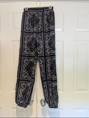 🎉3 For$30 Missguided Black Bandana Paisley Print Joggers Balloon Pant Festival